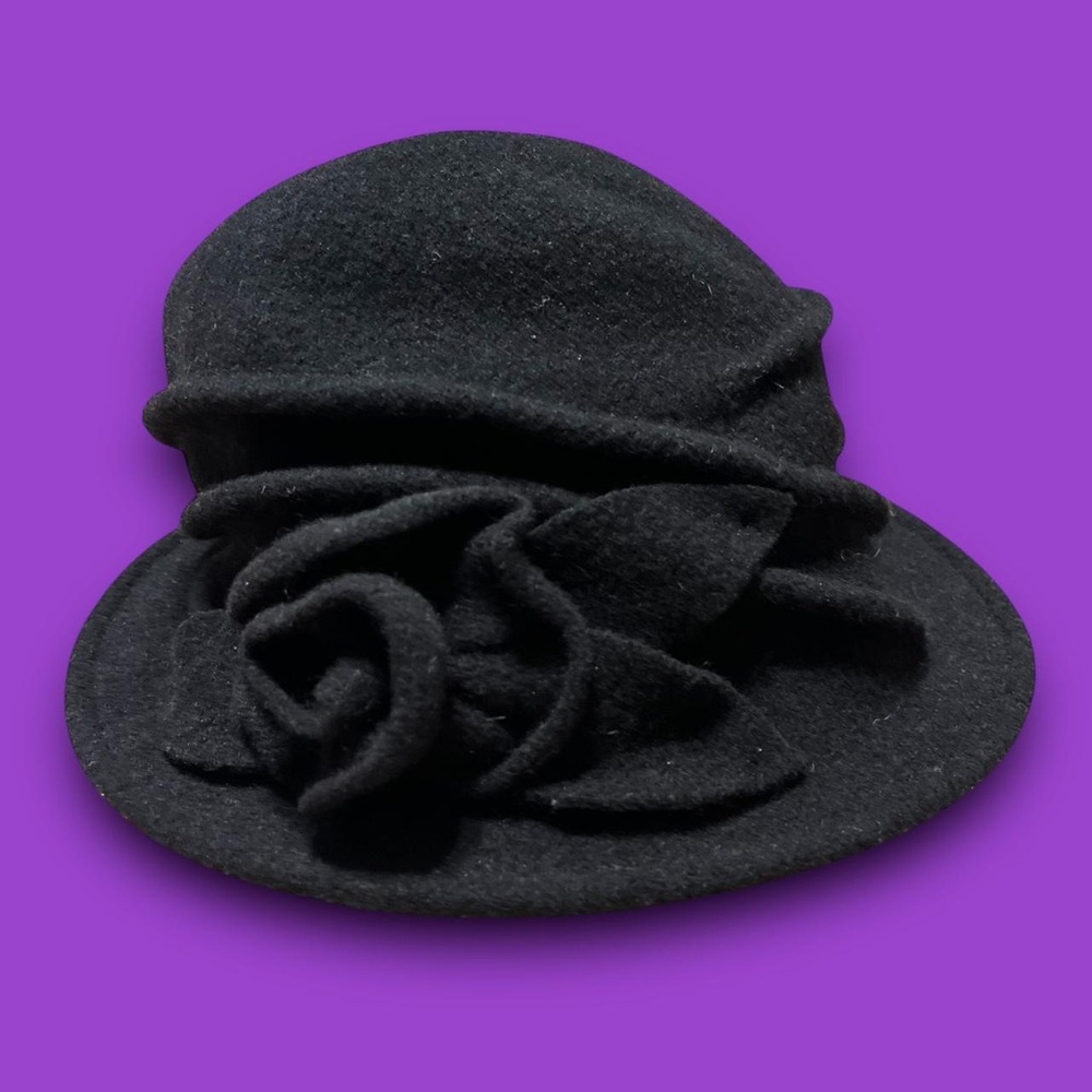 Scala Black Wool Floral Cloche Hat Whimsygoth Fairygrunge